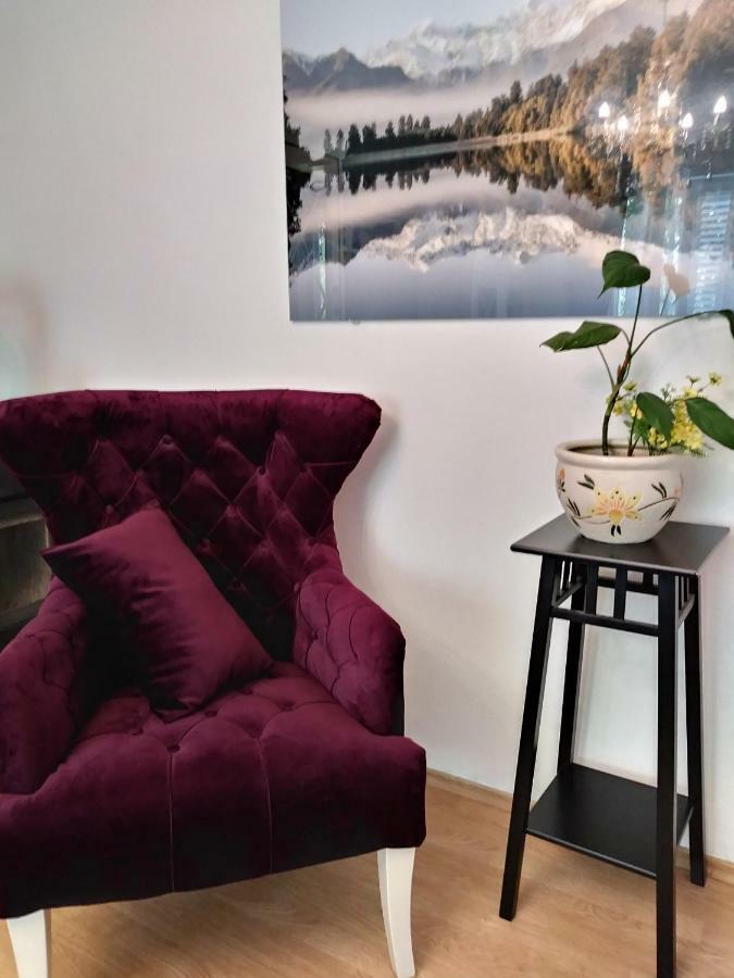 Apartments Mira Биоград на Мору Екстериор снимка