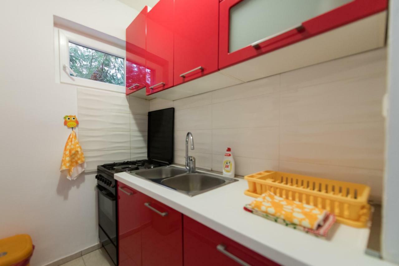 Apartments Mira Биоград на Мору Екстериор снимка